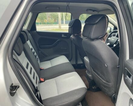 Серый Форд Фокус, объемом двигателя 1.6 л и пробегом 302 тыс. км за 5999 $, фото 17 на Automoto.ua