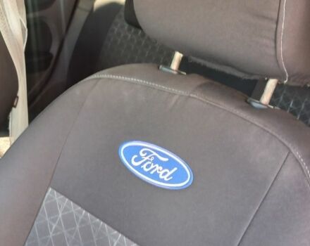 Серый Форд Фокус, объемом двигателя 1.6 л и пробегом 328 тыс. км за 6000 $, фото 6 на Automoto.ua