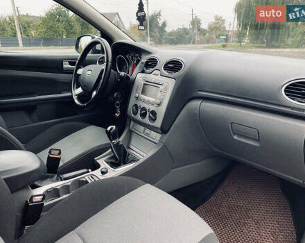 Сірий Форд Фокус, об'ємом двигуна 1.6 л та пробігом 303 тис. км за 6200 $, фото 33 на Automoto.ua