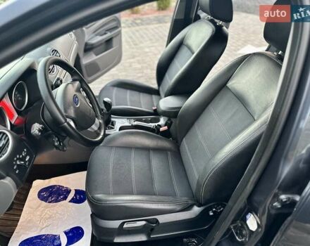 Серый Форд Фокус, объемом двигателя 1.6 л и пробегом 234 тыс. км за 6800 $, фото 12 на Automoto.ua