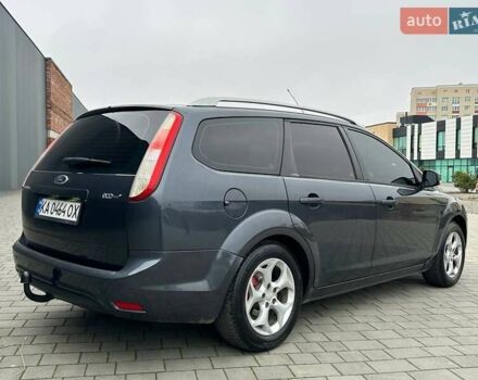 Сірий Форд Фокус, об'ємом двигуна 1.6 л та пробігом 276 тис. км за 5700 $, фото 4 на Automoto.ua