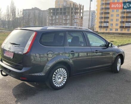 Серый Форд Фокус, объемом двигателя 1.6 л и пробегом 228 тыс. км за 6999 $, фото 1 на Automoto.ua