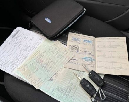 Сірий Форд Фокус, об'ємом двигуна 1.6 л та пробігом 226 тис. км за 4800 $, фото 14 на Automoto.ua