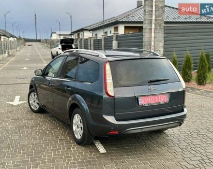 Серый Форд Фокус, объемом двигателя 1.6 л и пробегом 234 тыс. км за 6800 $, фото 3 на Automoto.ua