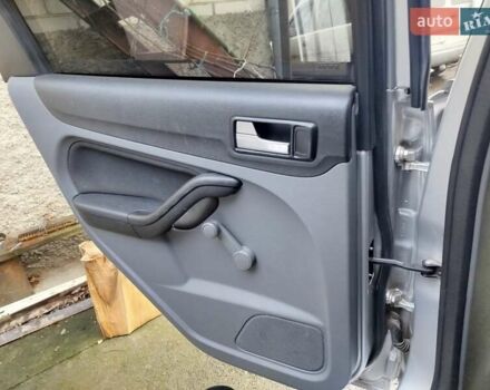 Сірий Форд Фокус, об'ємом двигуна 1.56 л та пробігом 233 тис. км за 5500 $, фото 20 на Automoto.ua