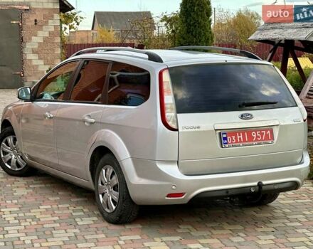 Серый Форд Фокус, объемом двигателя 1.6 л и пробегом 232 тыс. км за 6300 $, фото 8 на Automoto.ua