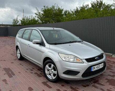 Сірий Форд Фокус, об'ємом двигуна 1.6 л та пробігом 213 тис. км за 5900 $, фото 2 на Automoto.ua