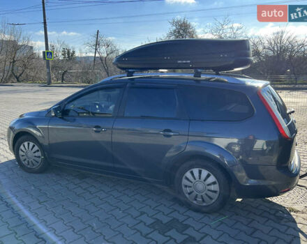 Серый Форд Фокус, объемом двигателя 1.6 л и пробегом 270 тыс. км за 5999 $, фото 9 на Automoto.ua