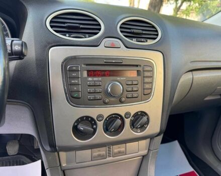 Сірий Форд Фокус, об'ємом двигуна 1.6 л та пробігом 300 тис. км за 5990 $, фото 18 на Automoto.ua