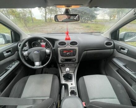 Серый Форд Фокус, объемом двигателя 1.8 л и пробегом 290 тыс. км за 3200 $, фото 8 на Automoto.ua