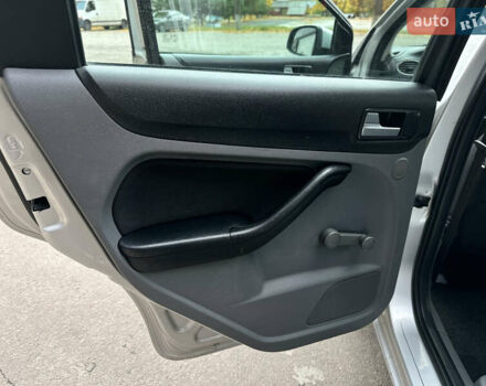 Сірий Форд Фокус, об'ємом двигуна 1.6 л та пробігом 240 тис. км за 5300 $, фото 17 на Automoto.ua