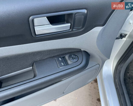 Сірий Форд Фокус, об'ємом двигуна 1.6 л та пробігом 236 тис. км за 5600 $, фото 9 на Automoto.ua