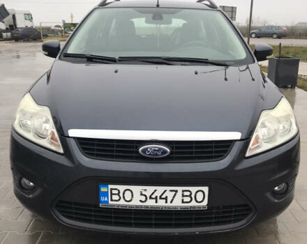 Серый Форд Фокус, объемом двигателя 1.6 л и пробегом 290 тыс. км за 6000 $, фото 2 на Automoto.ua