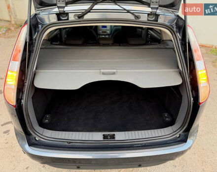 Серый Форд Фокус, объемом двигателя 1.6 л и пробегом 282 тыс. км за 5500 $, фото 49 на Automoto.ua