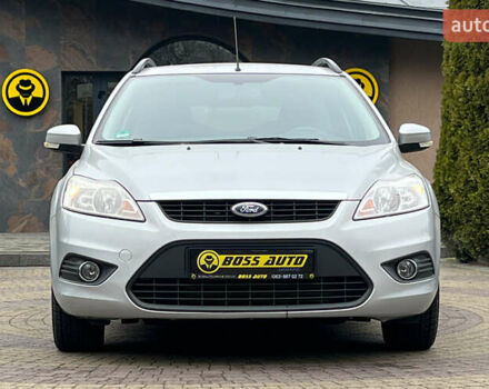 Серый Форд Фокус, объемом двигателя 1.56 л и пробегом 175 тыс. км за 5400 $, фото 1 на Automoto.ua