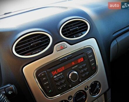 Серый Форд Фокус, объемом двигателя 1.6 л и пробегом 253 тыс. км за 5100 $, фото 10 на Automoto.ua