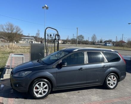 Серый Форд Фокус, объемом двигателя 1.6 л и пробегом 300 тыс. км за 5000 $, фото 5 на Automoto.ua