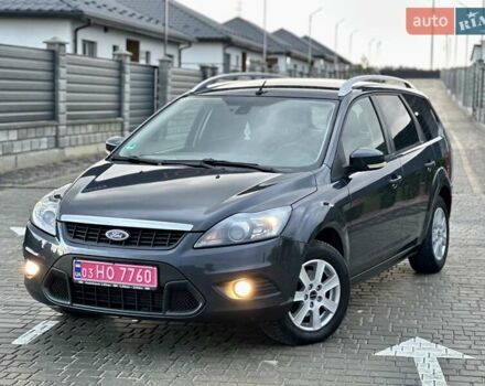 Серый Форд Фокус, объемом двигателя 1.6 л и пробегом 234 тыс. км за 6800 $, фото 1 на Automoto.ua