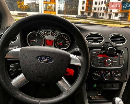 Сірий Форд Фокус, об'ємом двигуна 1.56 л та пробігом 300 тис. км за 5200 $, фото 32 на Automoto.ua