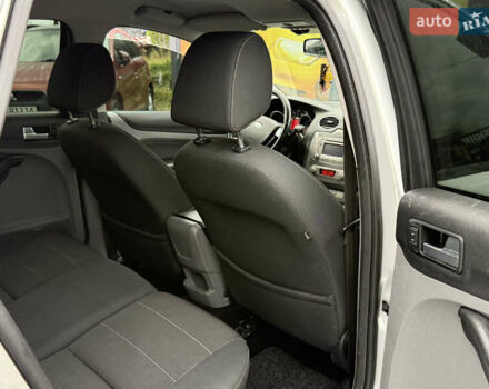 Сірий Форд Фокус, об'ємом двигуна 1.6 л та пробігом 341 тис. км за 6600 $, фото 35 на Automoto.ua