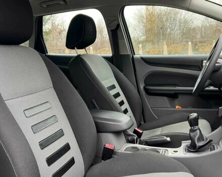 Серый Форд Фокус, объемом двигателя 1.5 л и пробегом 175 тыс. км за 5400 $, фото 15 на Automoto.ua