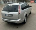 Серый Форд Фокус, объемом двигателя 1.6 л и пробегом 353 тыс. км за 4500 $, фото 2 на Automoto.ua