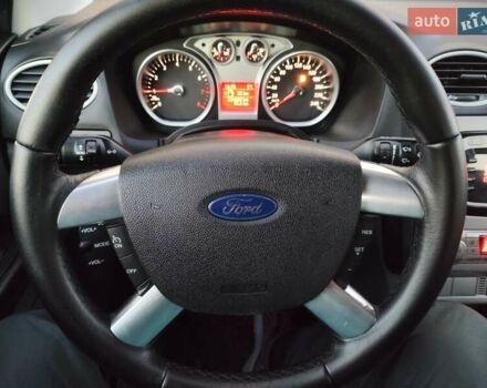 Серый Форд Фокус, объемом двигателя 1.6 л и пробегом 220 тыс. км за 5699 $, фото 26 на Automoto.ua