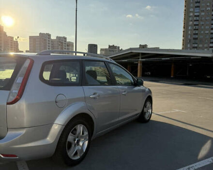 Серый Форд Фокус, объемом двигателя 1.6 л и пробегом 266 тыс. км за 5700 $, фото 6 на Automoto.ua