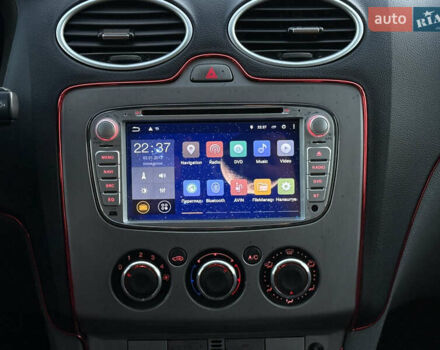 Серый Форд Фокус, объемом двигателя 1.8 л и пробегом 266 тыс. км за 5300 $, фото 15 на Automoto.ua