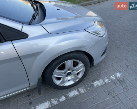 Серый Форд Фокус, объемом двигателя 1.56 л и пробегом 198 тыс. км за 6000 $, фото 6 на Automoto.ua