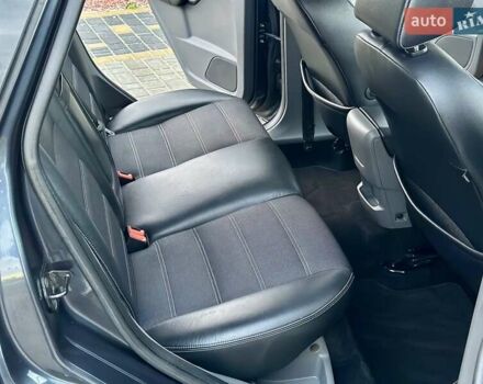 Серый Форд Фокус, объемом двигателя 1.6 л и пробегом 234 тыс. км за 6800 $, фото 31 на Automoto.ua