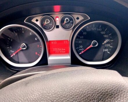 Серый Форд Фокус, объемом двигателя 1.6 л и пробегом 226 тыс. км за 6000 $, фото 1 на Automoto.ua