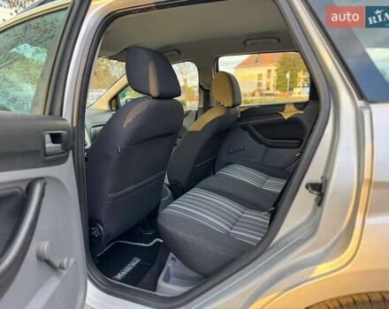 Сірий Форд Фокус, об'ємом двигуна 1.6 л та пробігом 228 тис. км за 4850 $, фото 16 на Automoto.ua