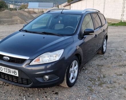 Серый Форд Фокус, объемом двигателя 1.6 л и пробегом 215 тыс. км за 5500 $, фото 2 на Automoto.ua