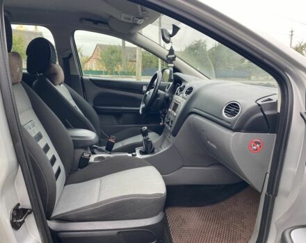 Серый Форд Фокус, объемом двигателя 1.6 л и пробегом 302 тыс. км за 5999 $, фото 16 на Automoto.ua