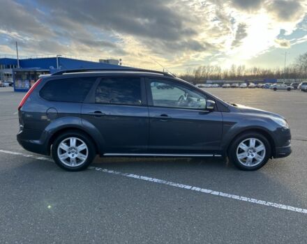 Серый Форд Фокус, объемом двигателя 1.6 л и пробегом 269 тыс. км за 4900 $, фото 7 на Automoto.ua