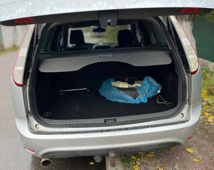 Серый Форд Фокус, объемом двигателя 1.6 л и пробегом 273 тыс. км за 4000 $, фото 11 на Automoto.ua