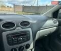 Сірий Форд Фокус, об'ємом двигуна 1.6 л та пробігом 207 тис. км за 5400 $, фото 20 на Automoto.ua