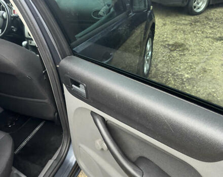 Сірий Форд Фокус, об'ємом двигуна 1.6 л та пробігом 260 тис. км за 5500 $, фото 15 на Automoto.ua