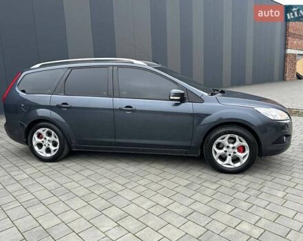 Сірий Форд Фокус, об'ємом двигуна 1.6 л та пробігом 276 тис. км за 5700 $, фото 2 на Automoto.ua