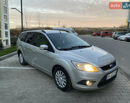 Серый Форд Фокус, объемом двигателя 1.56 л и пробегом 316 тыс. км за 4900 $, фото 3 на Automoto.ua