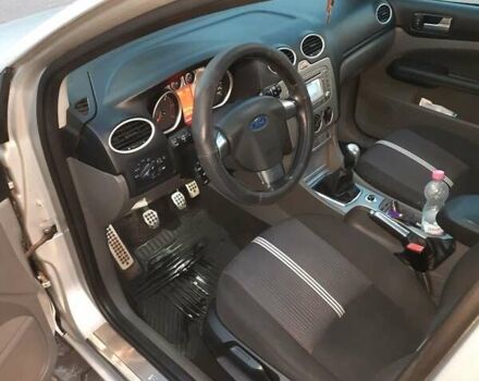Серый Форд Фокус, объемом двигателя 1.6 л и пробегом 302 тыс. км за 6150 $, фото 16 на Automoto.ua