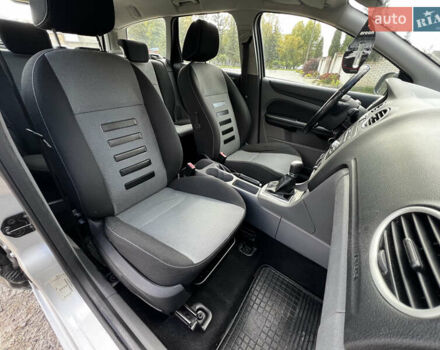 Сірий Форд Фокус, об'ємом двигуна 1.6 л та пробігом 207 тис. км за 6150 $, фото 19 на Automoto.ua