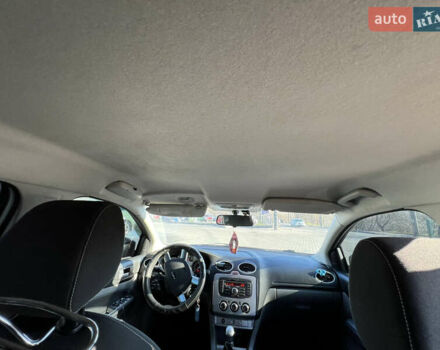 Серый Форд Фокус, объемом двигателя 1.6 л и пробегом 270 тыс. км за 5999 $, фото 40 на Automoto.ua