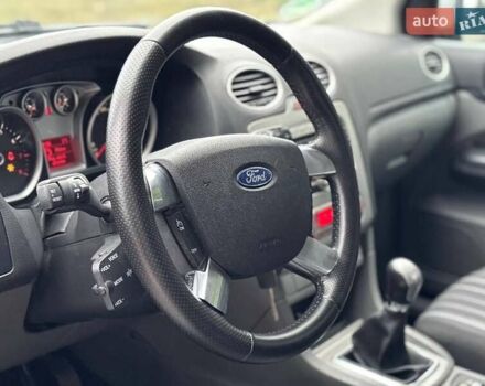 Серый Форд Фокус, объемом двигателя 1.6 л и пробегом 206 тыс. км за 5800 $, фото 23 на Automoto.ua