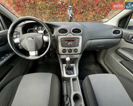 Сірий Форд Фокус, об'ємом двигуна 1.6 л та пробігом 207 тис. км за 6150 $, фото 11 на Automoto.ua