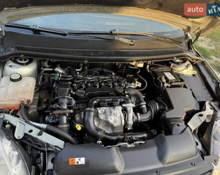 Серый Форд Фокус, объемом двигателя 1.6 л и пробегом 230 тыс. км за 4650 $, фото 16 на Automoto.ua