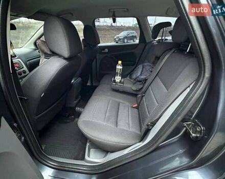 Сірий Форд Фокус, об'ємом двигуна 1.6 л та пробігом 276 тис. км за 5700 $, фото 9 на Automoto.ua