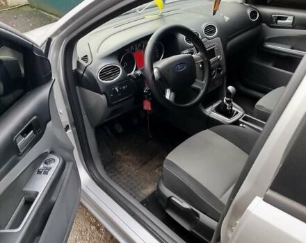 Сірий Форд Фокус, об'ємом двигуна 1.56 л та пробігом 233 тис. км за 5500 $, фото 16 на Automoto.ua