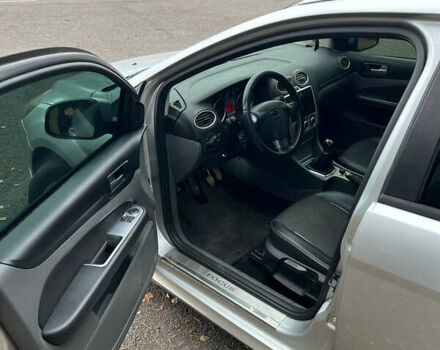 Сірий Форд Фокус, об'ємом двигуна 1.56 л та пробігом 245 тис. км за 6200 $, фото 33 на Automoto.ua